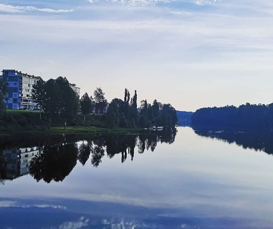 A calm morning on The river #riverview #worserphoto #calmlake #awesome #silentview #morningview