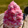 More icecream with Pink topping #mjukglass #icecream #worserphoto #huweip20pro