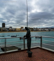 The man and The fish #laspalmas #worserphoto #fishman #huweip20pro #awesome2019 #photo2019